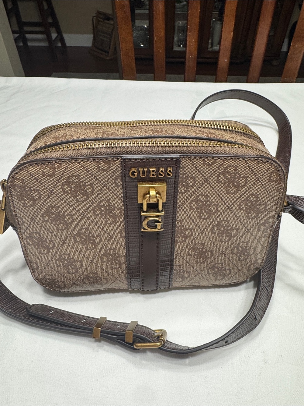 GUESS Gineva brown cross body/ camera bag.